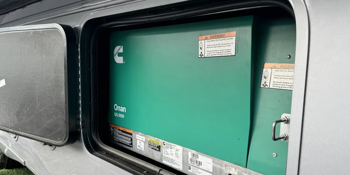 Cummins-Onan 5500 Watt RV Generator